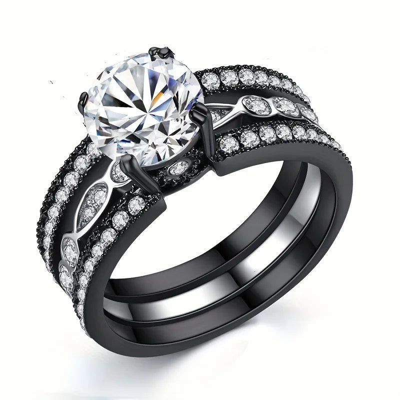 Fashionable Men's and Women's Engagement Ring