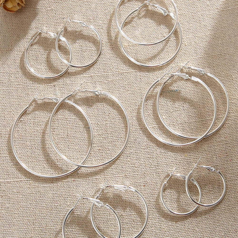 Fashion Hyperbolic Hoop Earrings Set