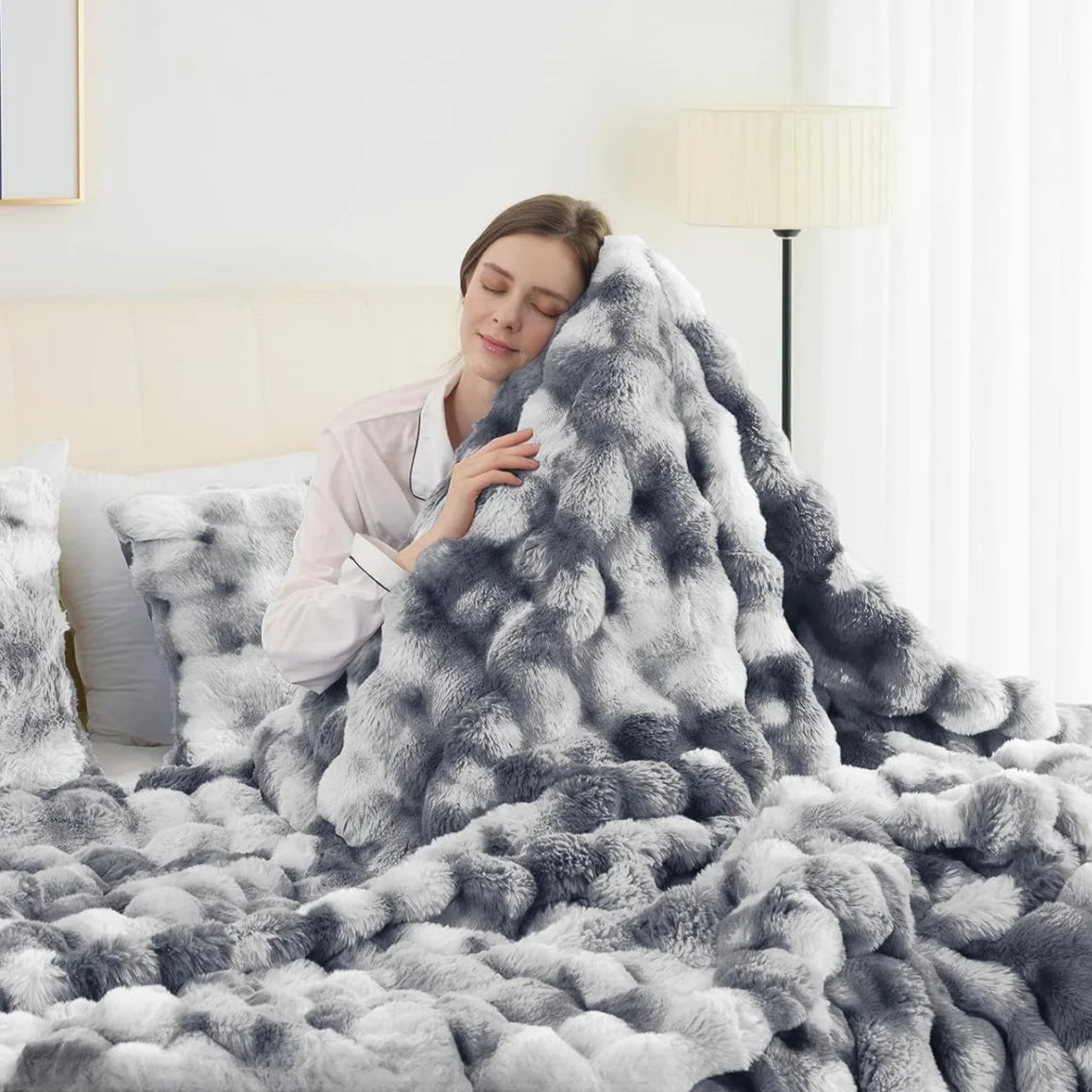 1pc Faux Rabbit Fleece Blanket -