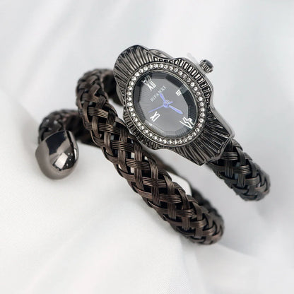 Fashion Diamond Snake Shape Wristwatch