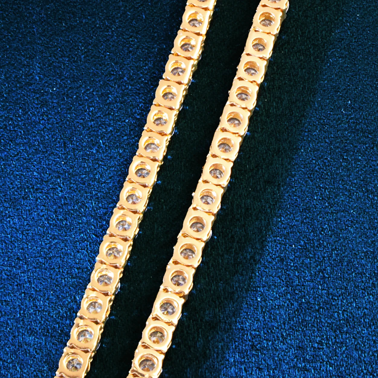 Spring Clasp Tennis Chain Gold