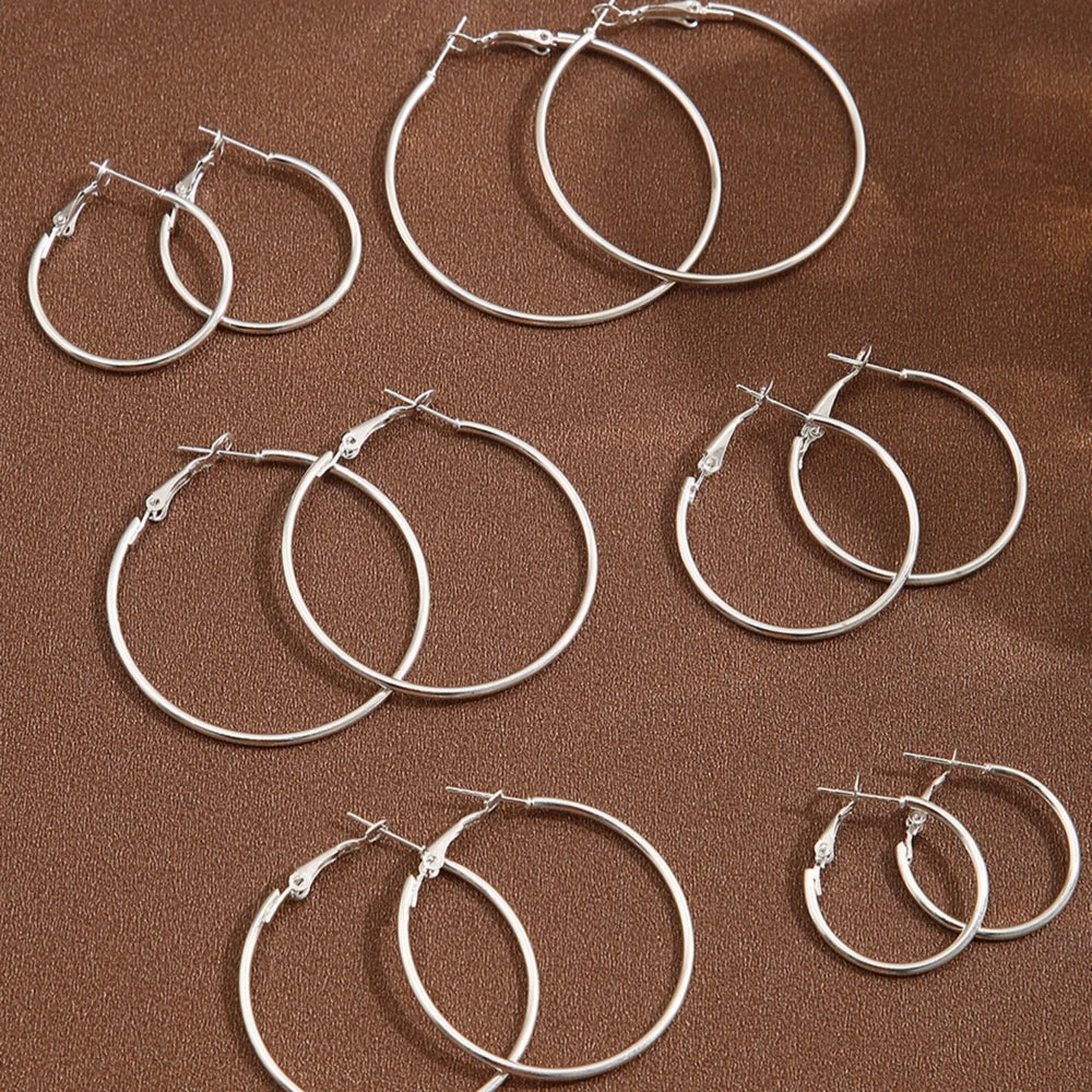 Fashion Hyperbolic Hoop Earrings Set