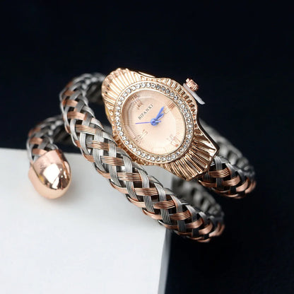 Fashion Diamond Snake Shape Wristwatch